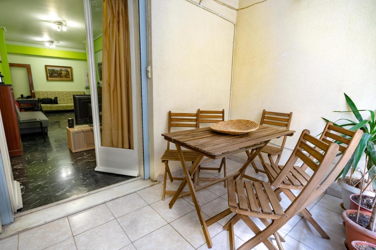 Ampelokipi Metro St. 2 Bedrooms 6 Pers. Apartment Афіни Екстер'єр фото